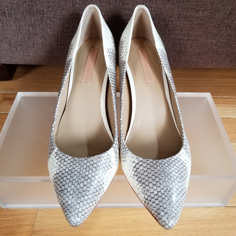 BNNB BCBG wedge heel size 6.5